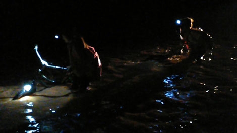 Nghẹn lòng chứng kiến trẻ em vùng cao vượt rừng thẳm, núi cao nuôi giấc mơ con chữ