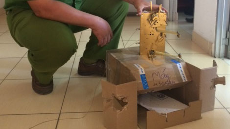 Triệt phá đường dây buôn lậu đồng hồ trị giá hàng tỷ đồng