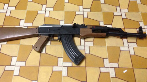 Cảnh báo nguy cơ đến từ thú chơi “súng airsoft”