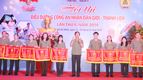 Hội thi Điều dưỡng viên Công an nhân dân giỏi - thanh lịch