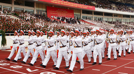 Nêu cao truyền thống anh hùng, hoàn thành xuất sắc mọi nhiệm vụ Đảng, Nhà nước và nhân dân giao phó (*)