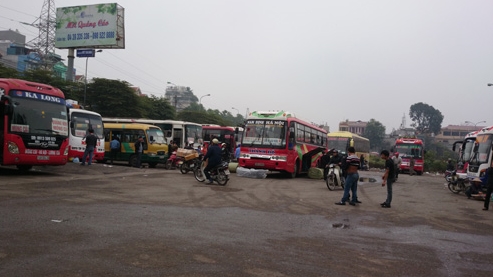 Hà Nội tìm cách giảm ùn tắc trước cửa Bến xe Lương Yên