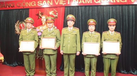 Nâng cao hiệu quả chiến đấu Tổ công tác phản ứng nhanh ĐB-113