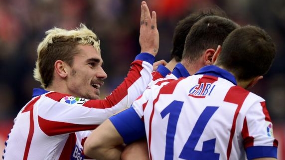 Atletico 4-0 Real: Động đất thành Madrid