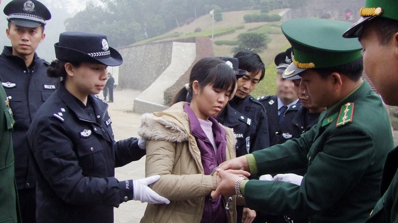 Trốn truy nã sang Trung Quốc vẫn không thoát