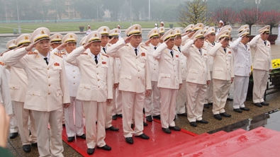 Lãnh đạo Đảng, Nhà nước vào Lăng viếng Chủ tịch Hồ Chí Minh