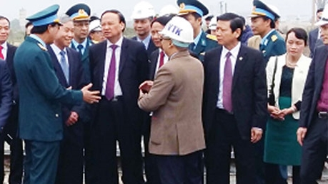 Đồng chí Tô Huy Rứa thăm, chúc Tết Đảng bộ, chính quyền, nhân dân TP Hải Phòng