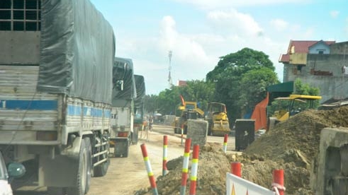Các dự án mở rộng Quốc lộ 1, khó đúng tiến độ