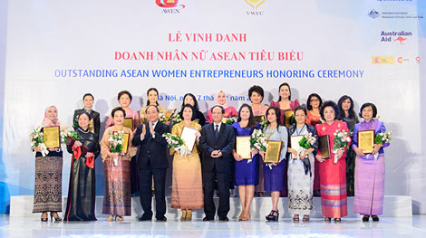 Tôn vinh 36 nữ doanh nhân ASEAN tiêu biểu năm 2015
