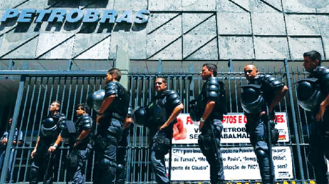 Nhiều chính trị gia Brazil bị điều tra tham nhũng