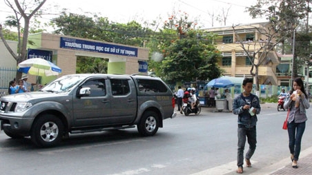 Phân tích, cân nhắc kỷ luật nhóm học sinh đánh bạn