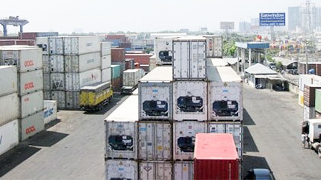 'Đánh tháo' trót lọt hàng trăm container sản phẩm thoát khỏi Cảng bởi vì sách vở giả