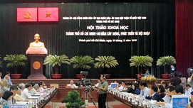 Hội thảo 'TP Hồ Chí Minh - 40 năm xây dựng, phát triển và hội nhập'