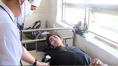 Sập giàn giáo trong hầm Cổ Mã, 4 công nhân bị thương