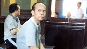 Y án 16 năm cho lái xe cố tình đâm chết Công an