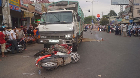 Hai vụ TNGT cùng một điểm, 5 người thương vong