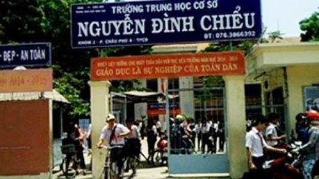 'Nữ sinh ở Châu Đốc liên tiếp bị đánh': Kỷ luật giáo viên chủ nhiệm và 19 học sinh