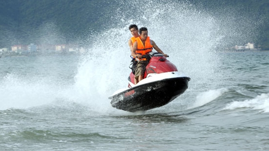 Cảnh báo hoạt động môtô nước không an toàn