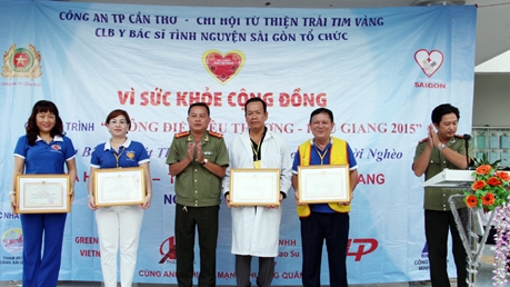 Công an TP. Cần Thơ chung tay vì cộng đồng