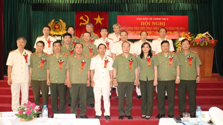 599 lượt tập thể, cá nhân được các cấp khen thưởng