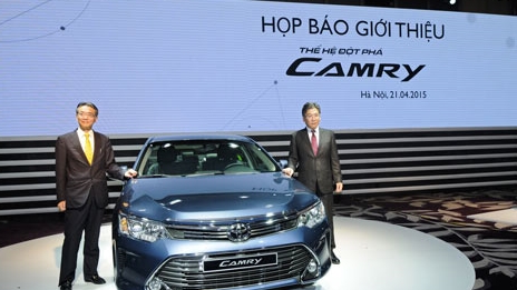 Toyota ra mắt Camry thế hệ đột phá 2015 tại Việt Nam
