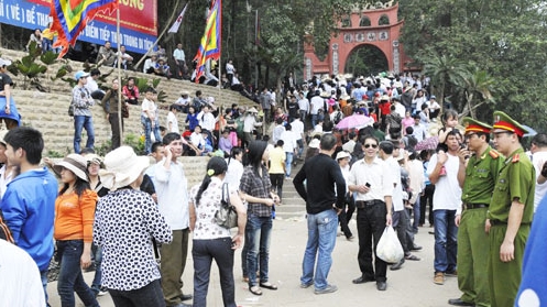 Khai hội Giỗ Tổ Hùng Vương -  Lễ hội Đền Hùng 2015