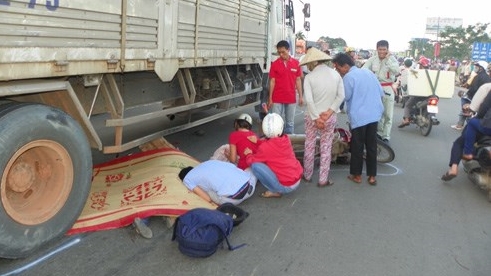 Bắt tài xế xe tải tông chết người rồi bỏ trốn