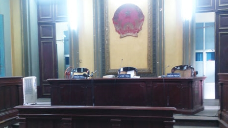 Chuyện ghi ở một phiên tòa 'không có bị cáo'