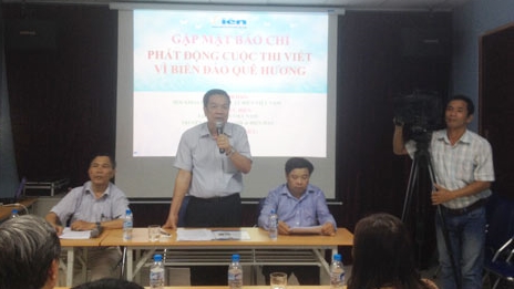 Phát động cuộc thi viết ' Vì biển đảo quê hương'