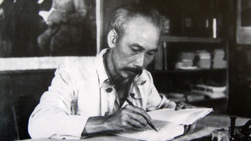 Khoan thư sức dân để dân giàu nước mạnh