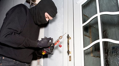 Bắt giữ 2 đối tượng gây ra 38 vụ trộm