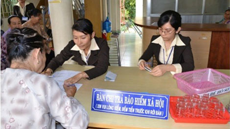 Lập 10 công ty ‘ma’ để chiếm đoạt tiền bảo hiểm