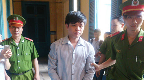 Giết bạn đồng tính vì lời dọa ‘cắt của quý’