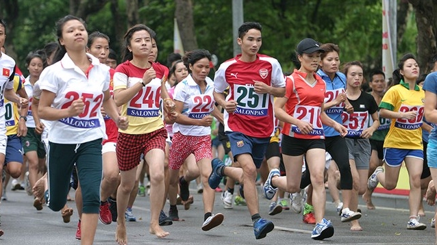 Hơn 4.500 người tham gia chạy hưởng ứng Giải chạy Báo Hà Nội mới