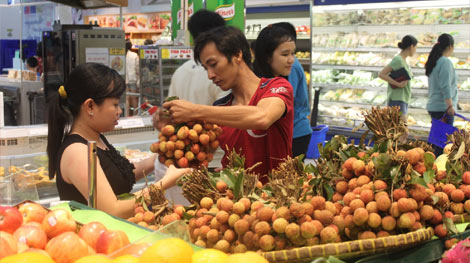 ‘Giải cứu’ đầu ra cho nông sản nhìn từ trái vải