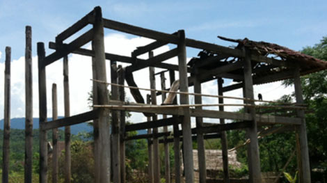 Chập điện, thiêu rụi nhà sàn 5 gian