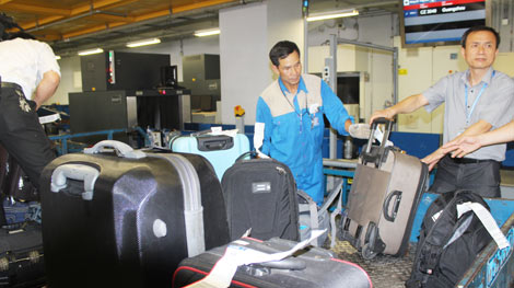 Khi lãnh đạo liên bộ Giao thông-Công an ‘vi hành’ chống mắt cắp hành lý