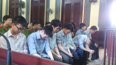 Xử băng giả Công an gọi điện thoại lừa 5 tỷ đồng