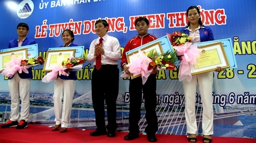 Hà Nội thưởng 2,65 tỷ đồng cho vận động viên, huấn luyện viên