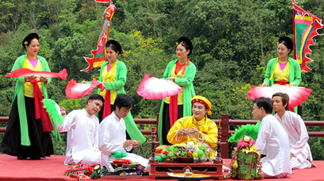 Phong tặng danh hiệu cần linh hoạt và nhân văn