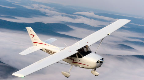 Máy bay đâm nhau, ít nhất 4 người thiệt mạng