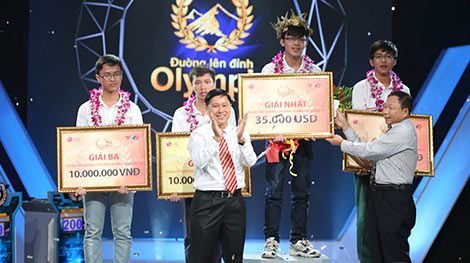 Lần đầu tiên học sinh Quảng Trị đoạt giải nhất “Đường lên đỉnh Olympia” 2015