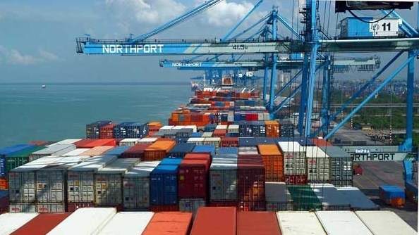 Việt Nam đã nhập siêu 3,5 tỷ USD