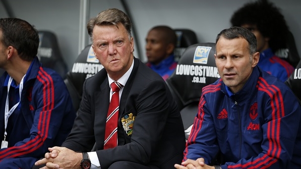 Van Gaal thừa nhận lỗi chiến thuật