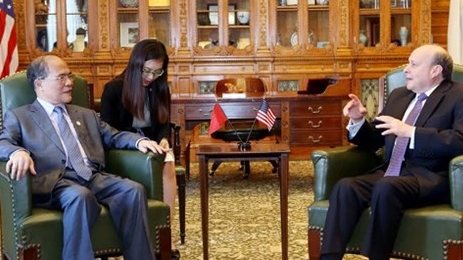 Chủ tịch Quốc hội Nguyễn Sinh Hùng gặp lãnh đạo Thượng viện, Hạ viện bang Massachussett - Hoa Kỳ