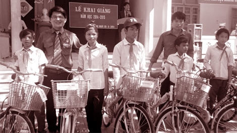 Cảm động ‘Những vòng xe yêu thương’