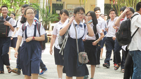 Tăng dân số cơ học, trường lớp ‘nhồi nhét’ học sinh