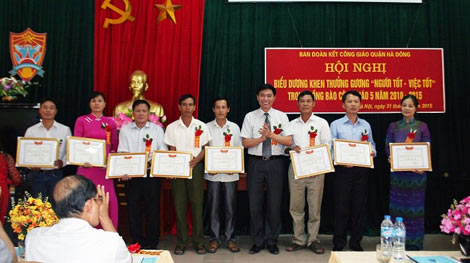 Biểu dương 180 gương người tốt, việc tốt trong đồng bào Công giáo 