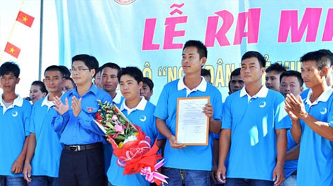 Ra mắt CLB ‘Ngư dân trẻ vươn khơi bám biển’