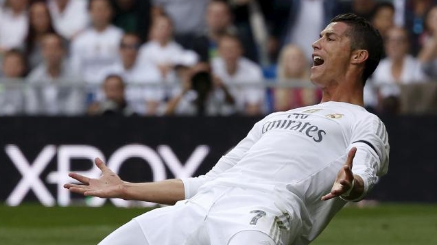 Real Madrid 3-0 Levante: Soán ngôi đầu La Liga